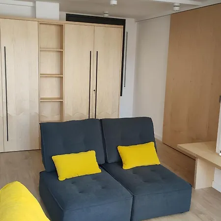 Rutlla 10 Apartment